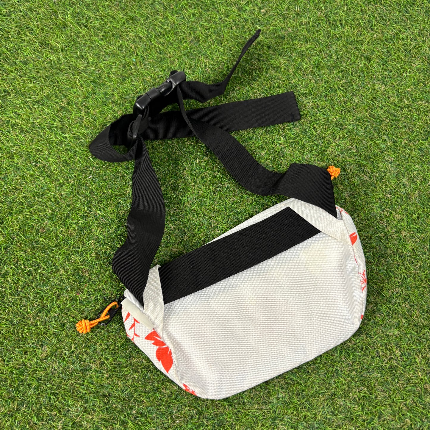 90s Diadora Waist Bag White
