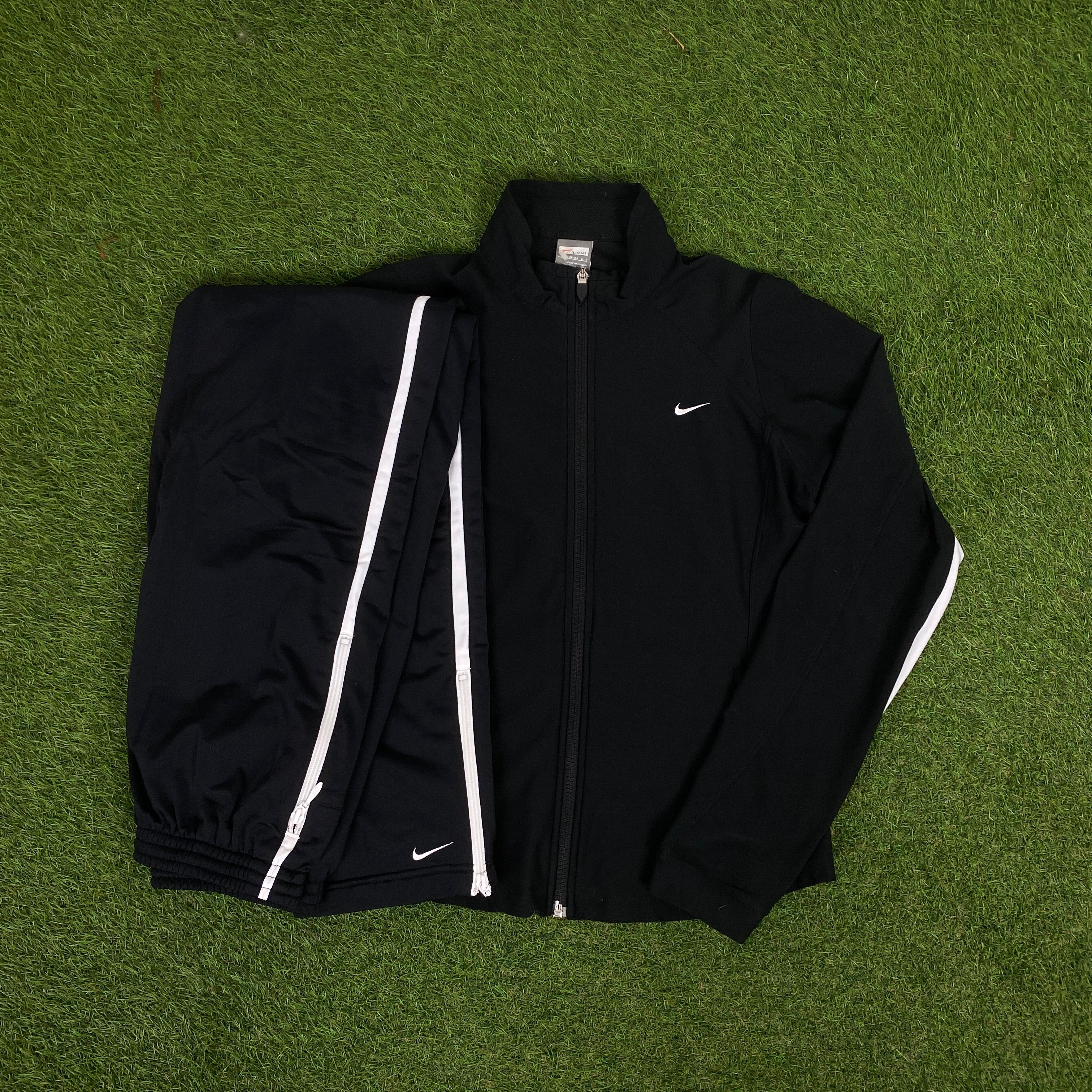 Nike jacket shop and joggers set