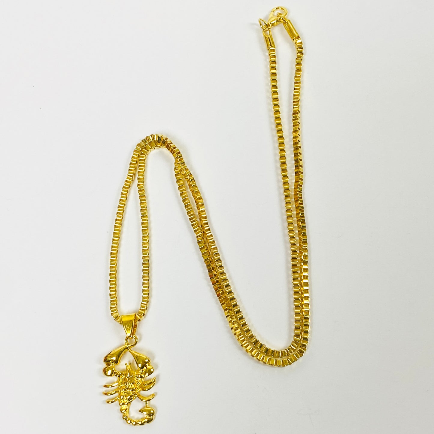 Retro Scorpion Necklace Chain Gold