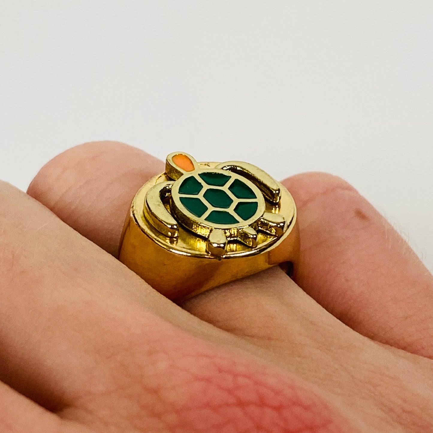 Retro Vintage Turtle Signet Ring Gold