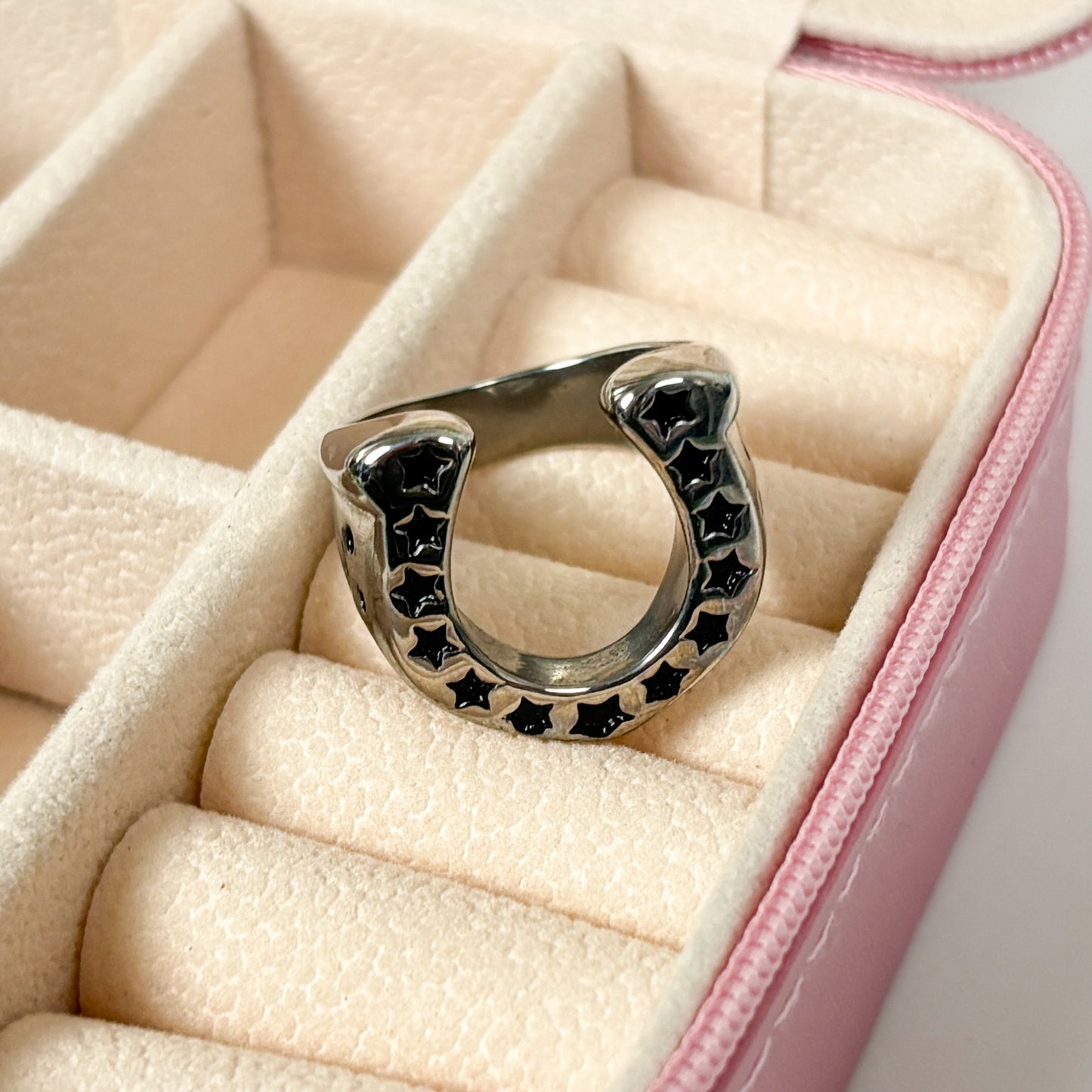 Lucky Horseshoe Ring Silver