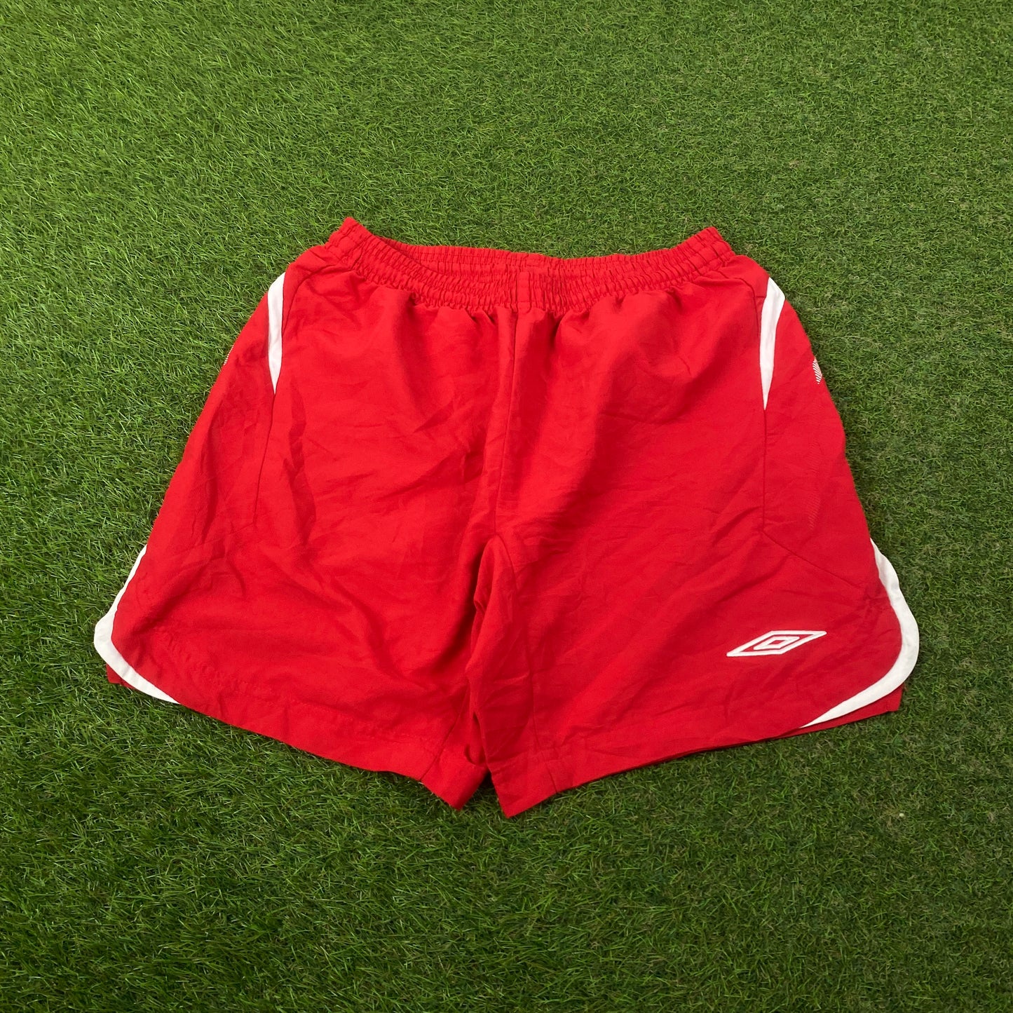Retro Umbro Shorts Red Small
