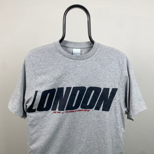 00s Nike Town London T-Shirt Grey Small