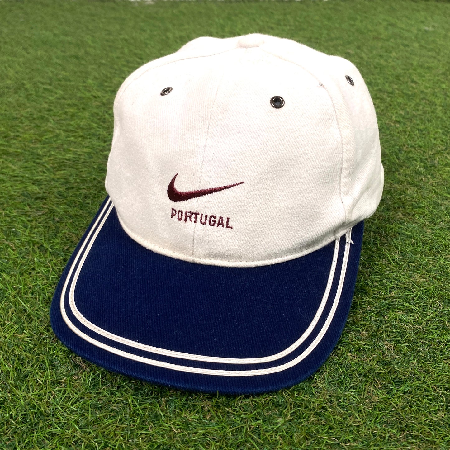 90s Nike Portugal Hat White