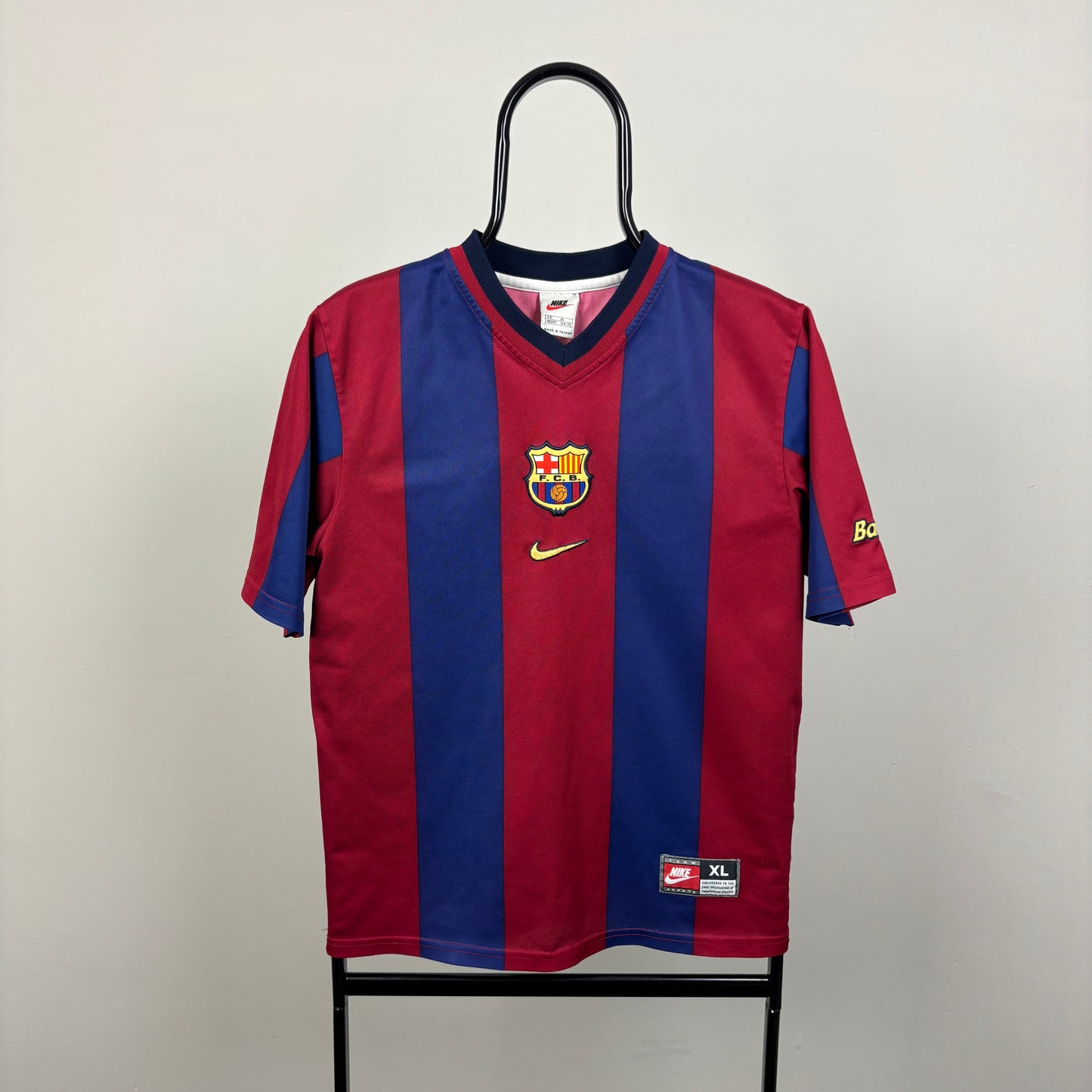 90s Nike Barcelona Football Shirt T-Shirt Red Small