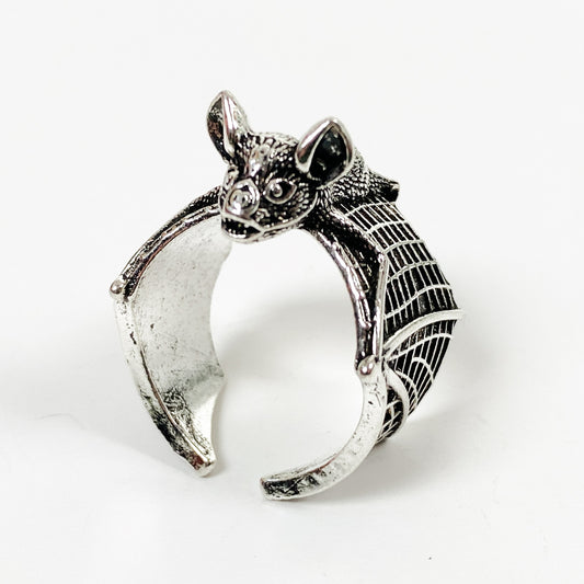 Retro Adjustable Bat Ring Silver