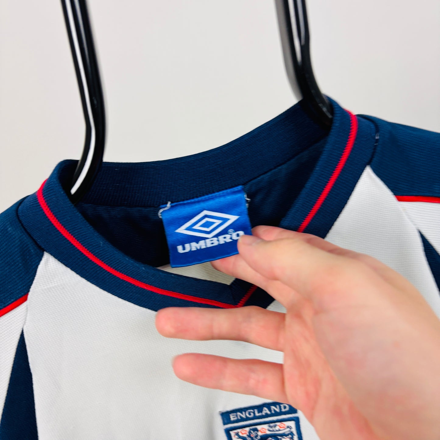00s Umbro England Football Shirt T-Shirt White Small