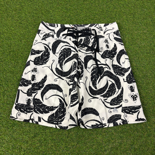 00s Nike ACG Swim Shorts Black Medium