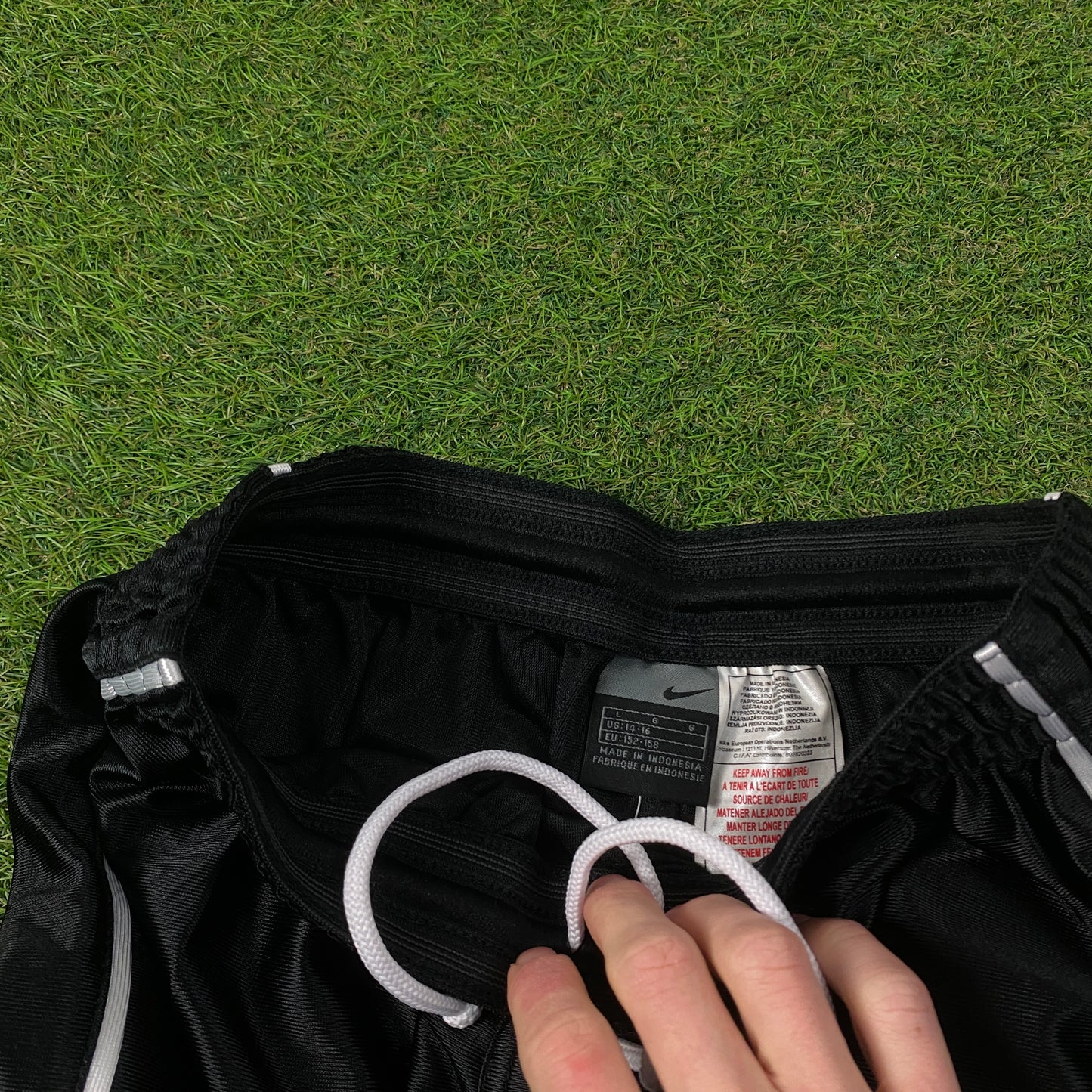 00s Nike Piping Shorts Black Small