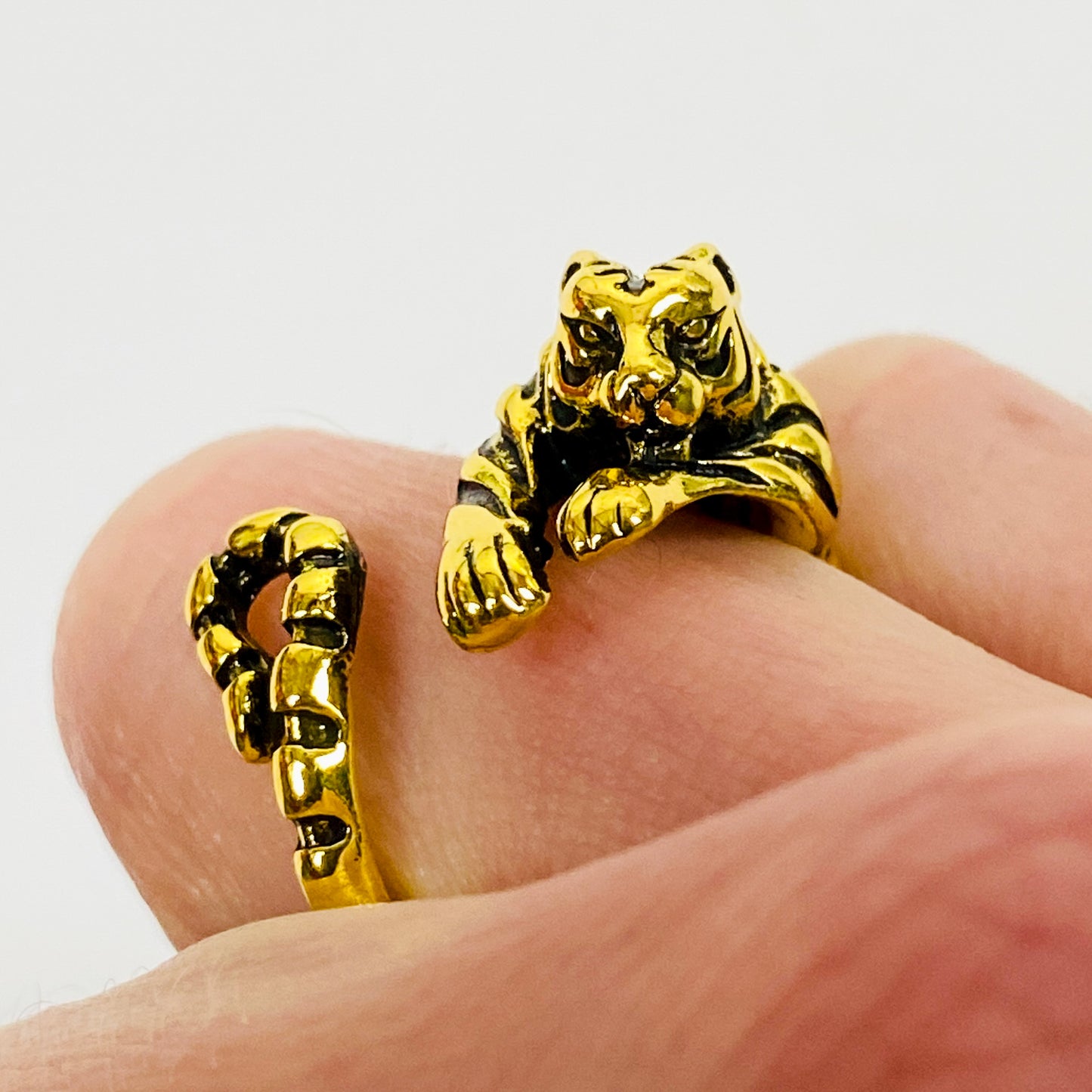 Retro Adjustable Tiger Ring Gold