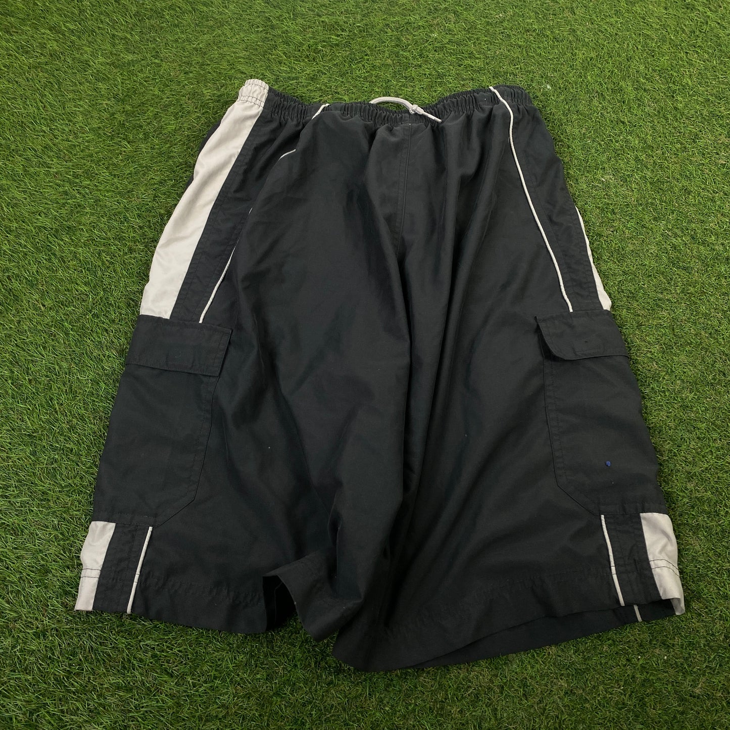 00s Nike Piping Shorts Grey Medium