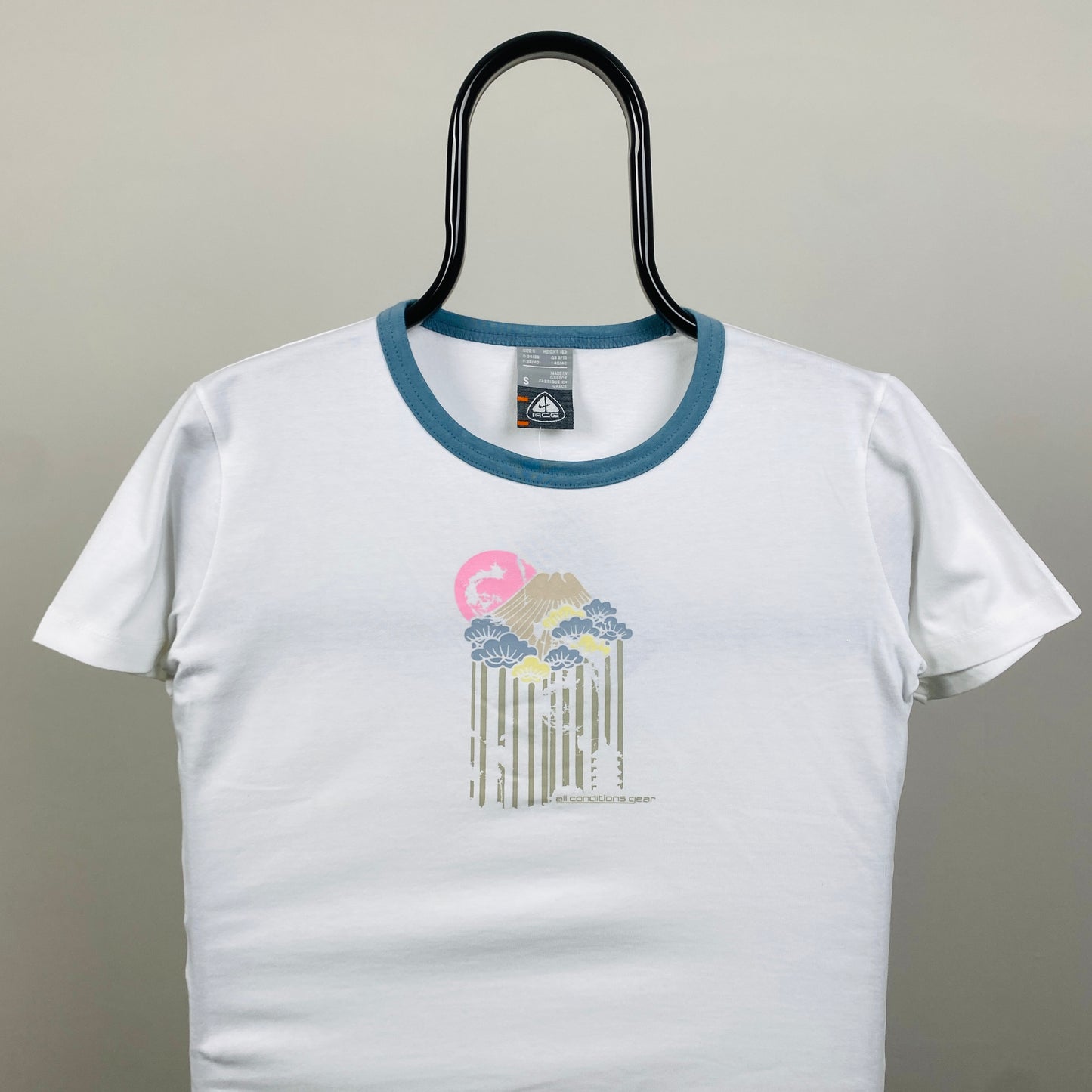 00s Nike ACG T-Shirt White Women’s Small