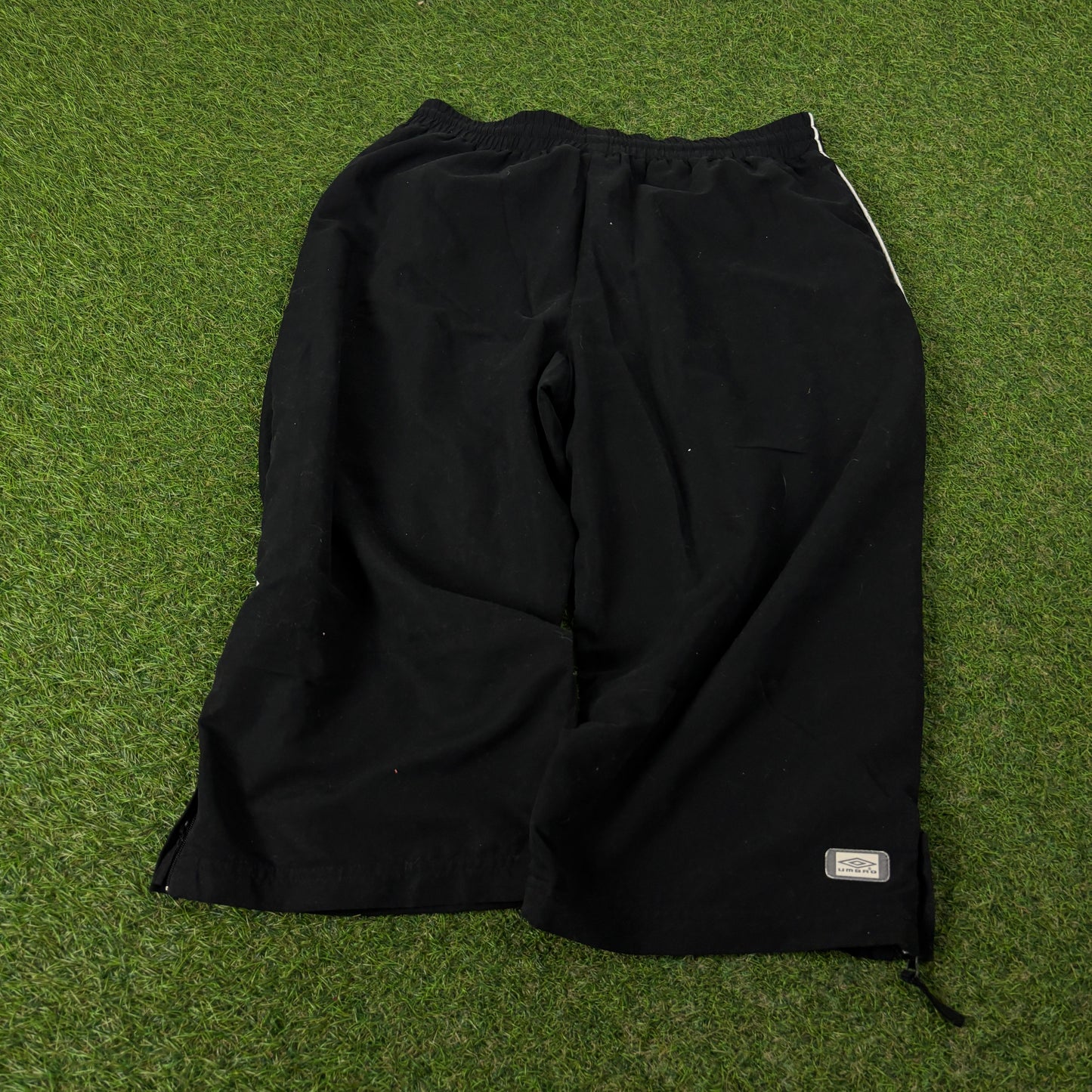 00s Umbro Piping Zip Pocket Shorts Black Small