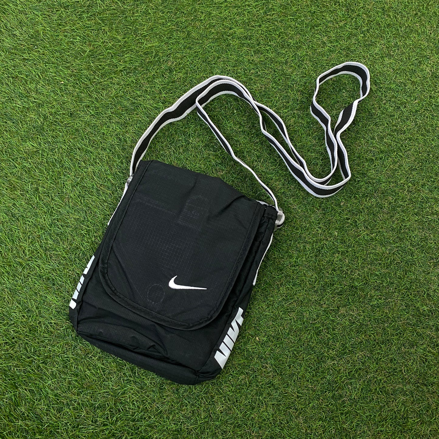 00s Nike Sling Shoulder Bag Black