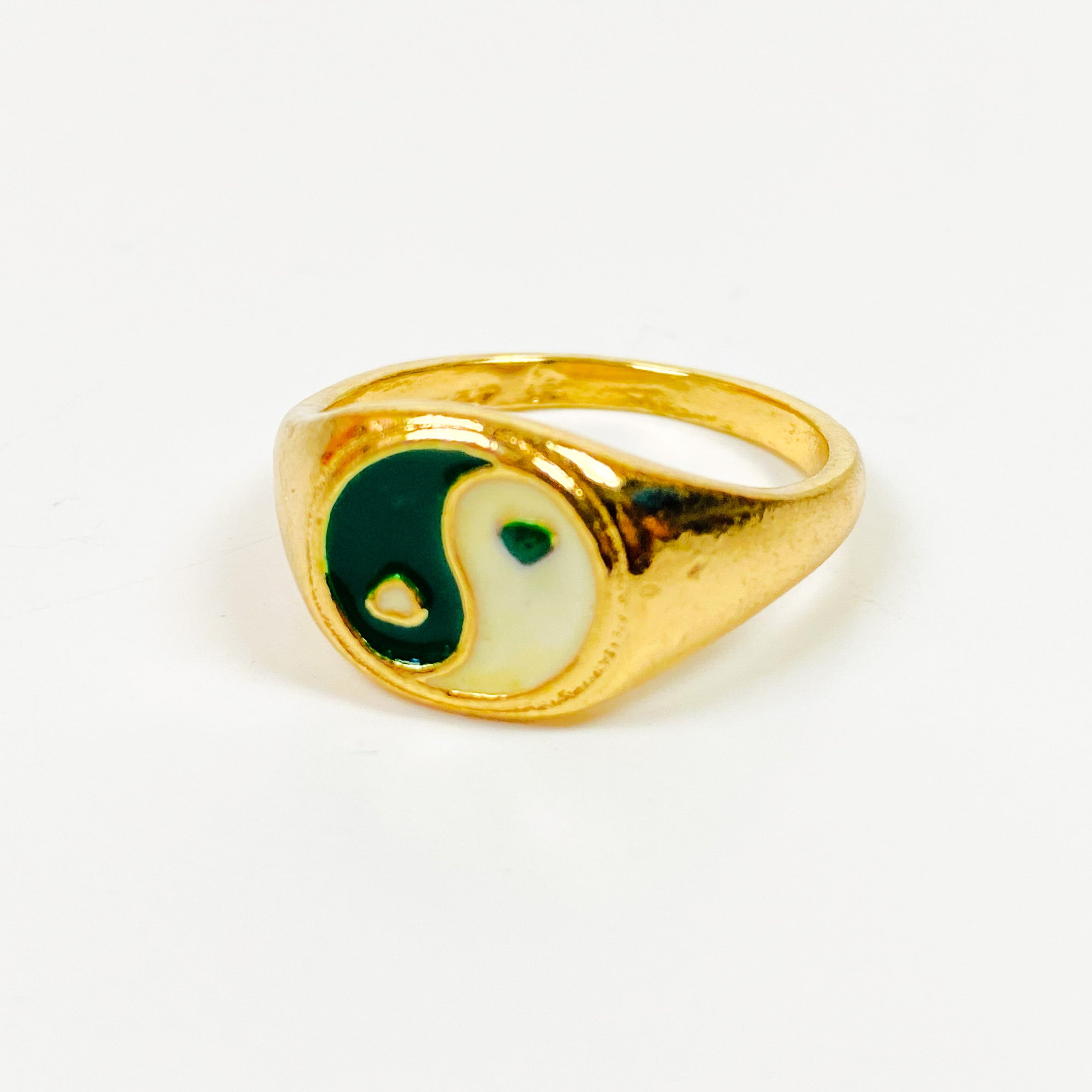 Retro Vintage Peace Ring Gold