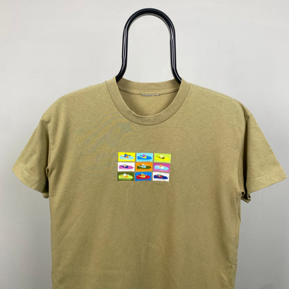 00s Nike Art T-Shirt Brown Womens Small