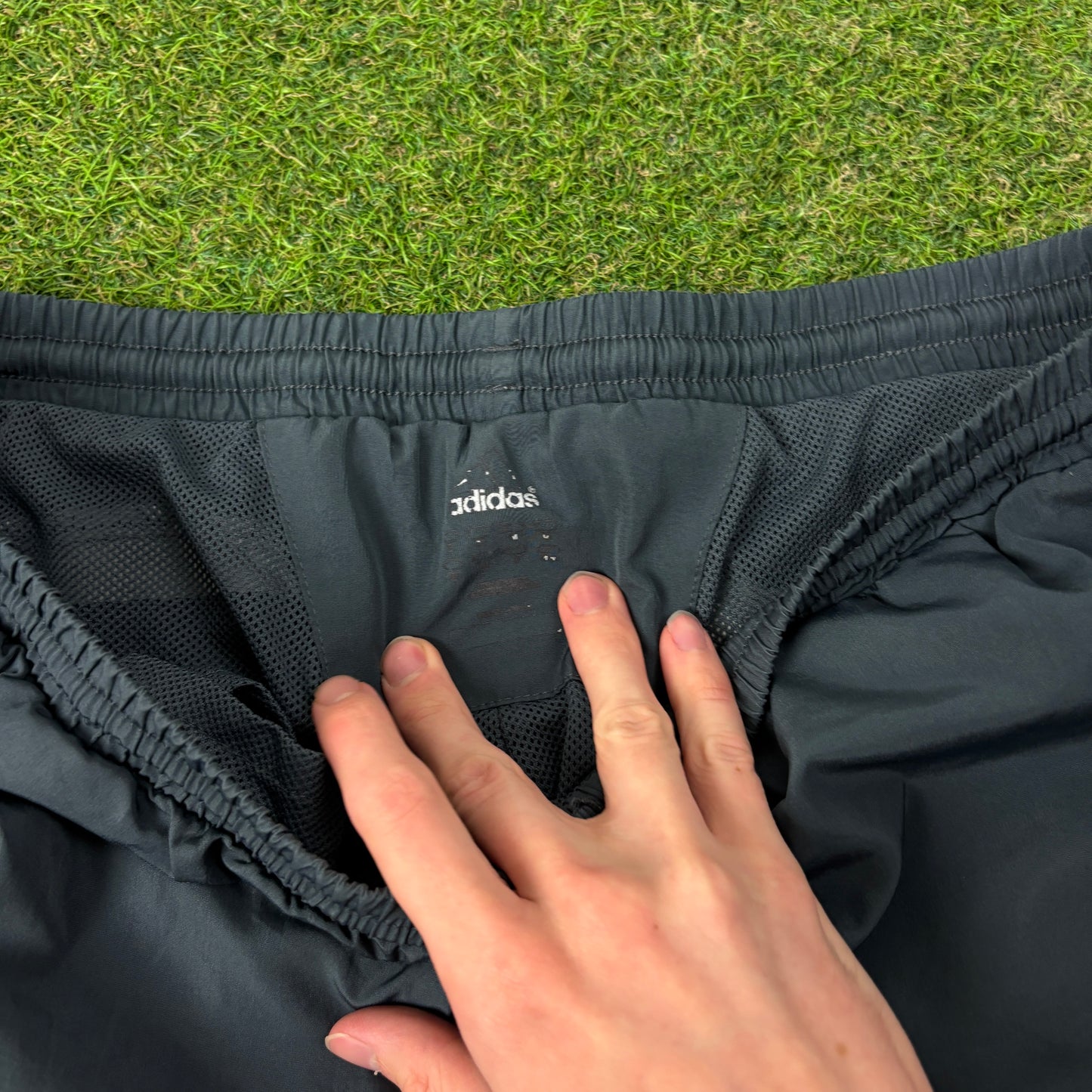 00s Adidas Baggy Shorts Grey Medium