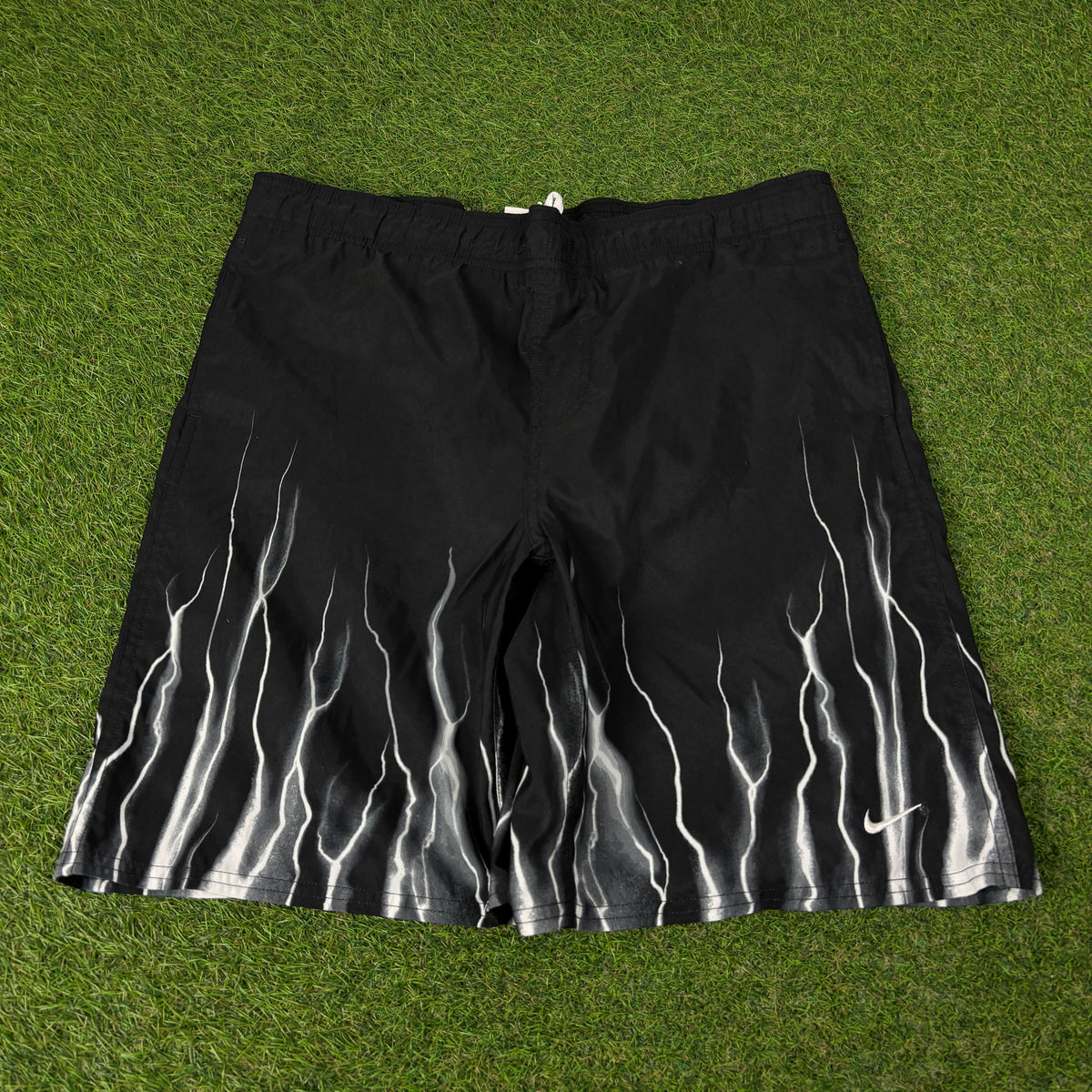 90s Nike Flame Shorts Black Large