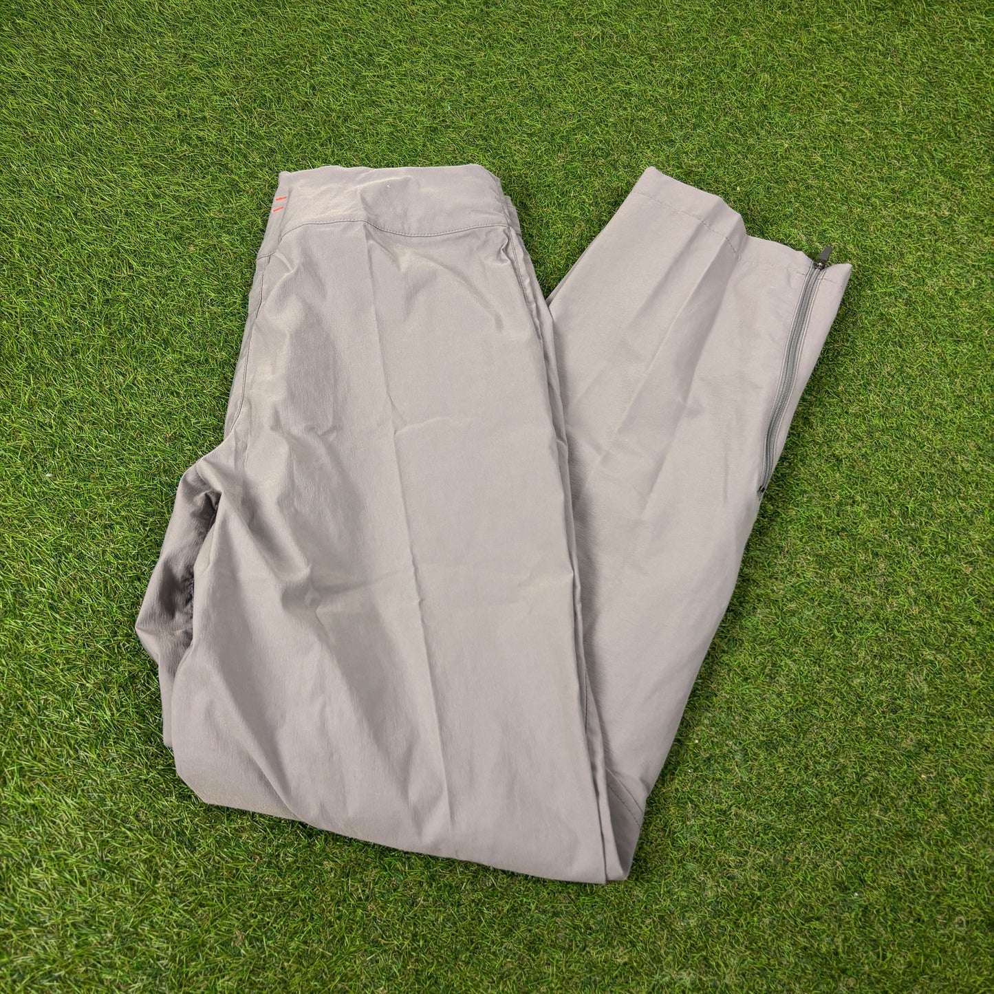 00s Nike ACG Trousers Joggers Grey Women’s Large