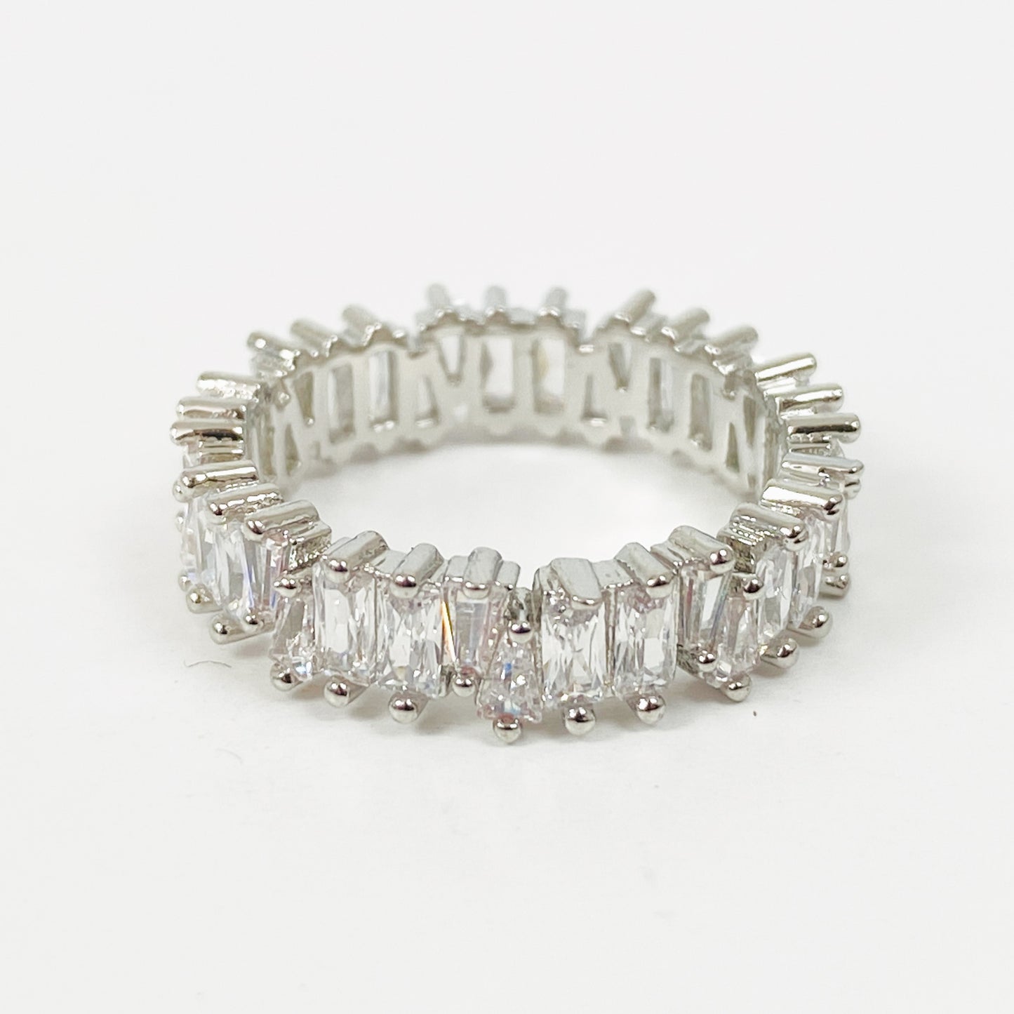 Vintage Cut Gemstone Band Ring Silver