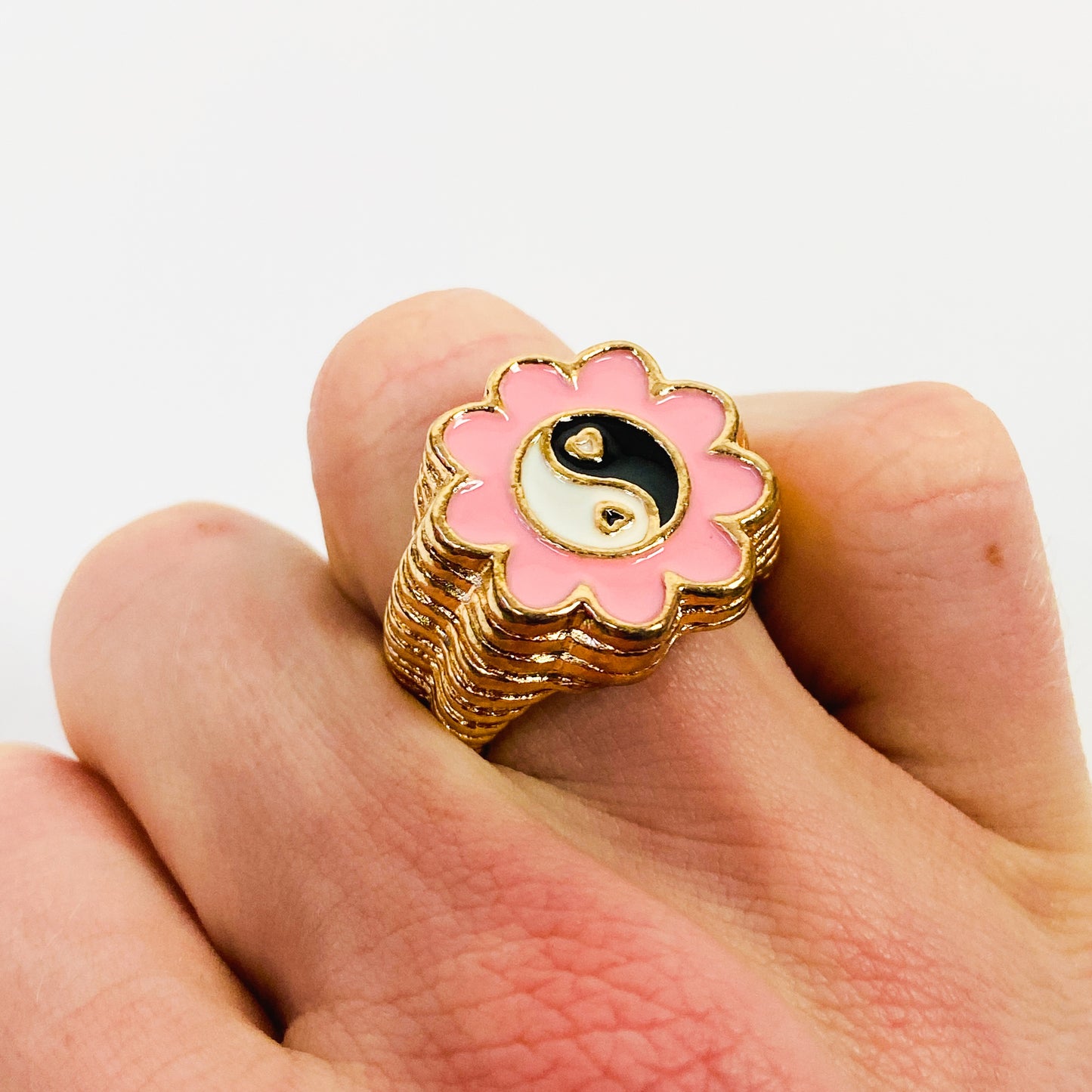 Retro Vintage Flower Ring Gold Pink