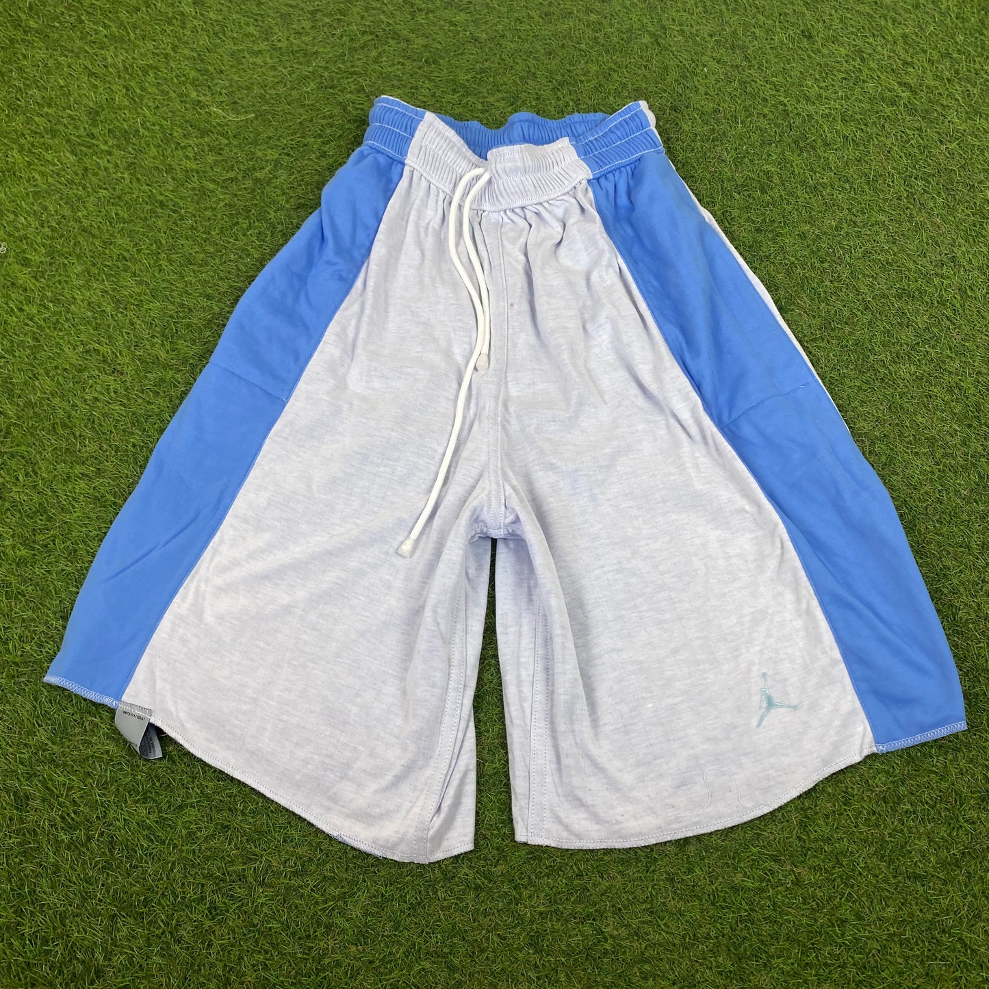 00s Nike Air Jordan Reversible Basketball Shorts Blue Medium