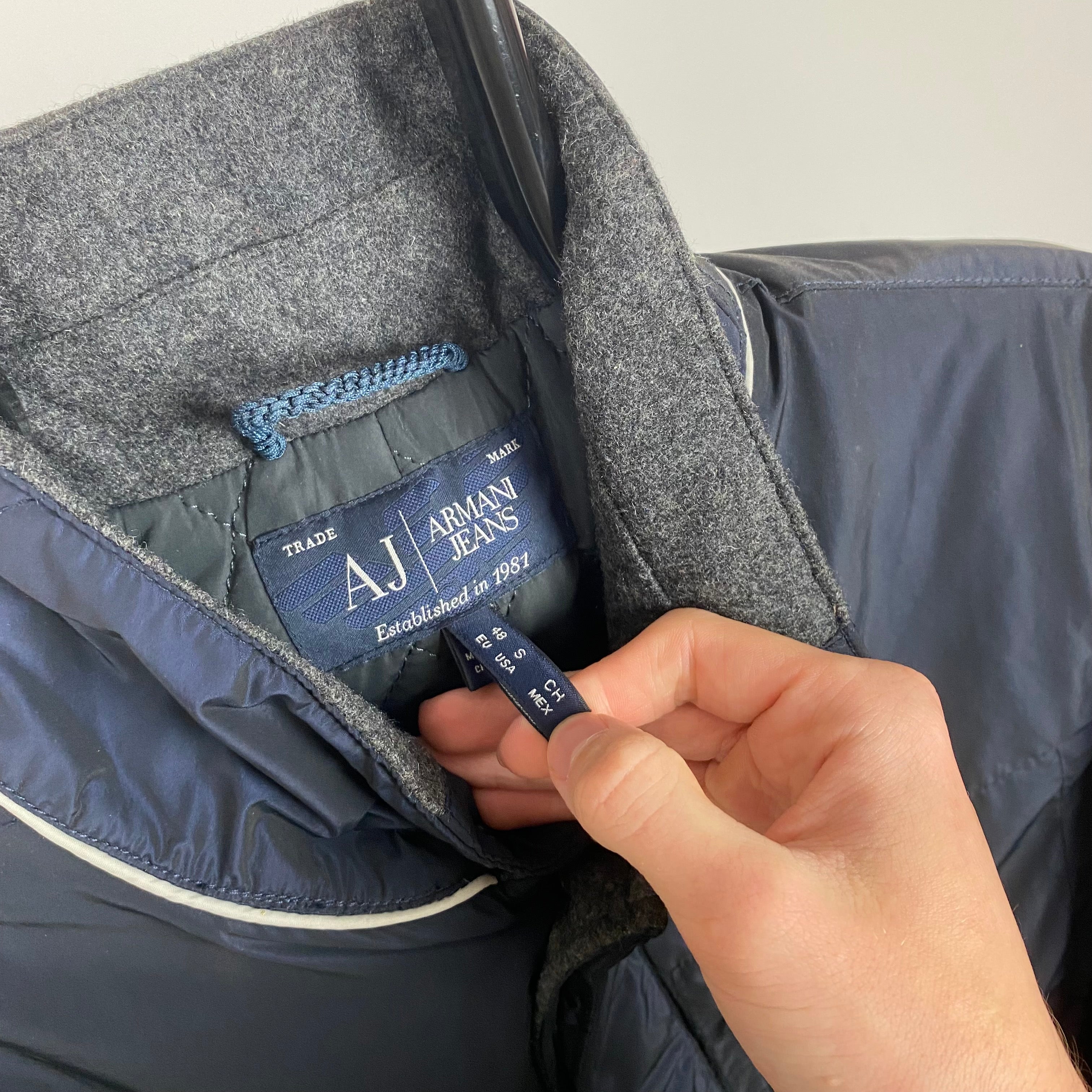 Armani Jeans Messenger Bag Black | ONU