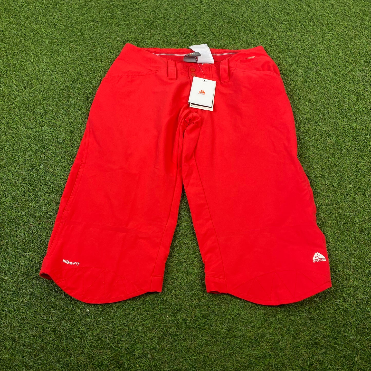 90s Nike ACG Cargo Shorts Red Medium