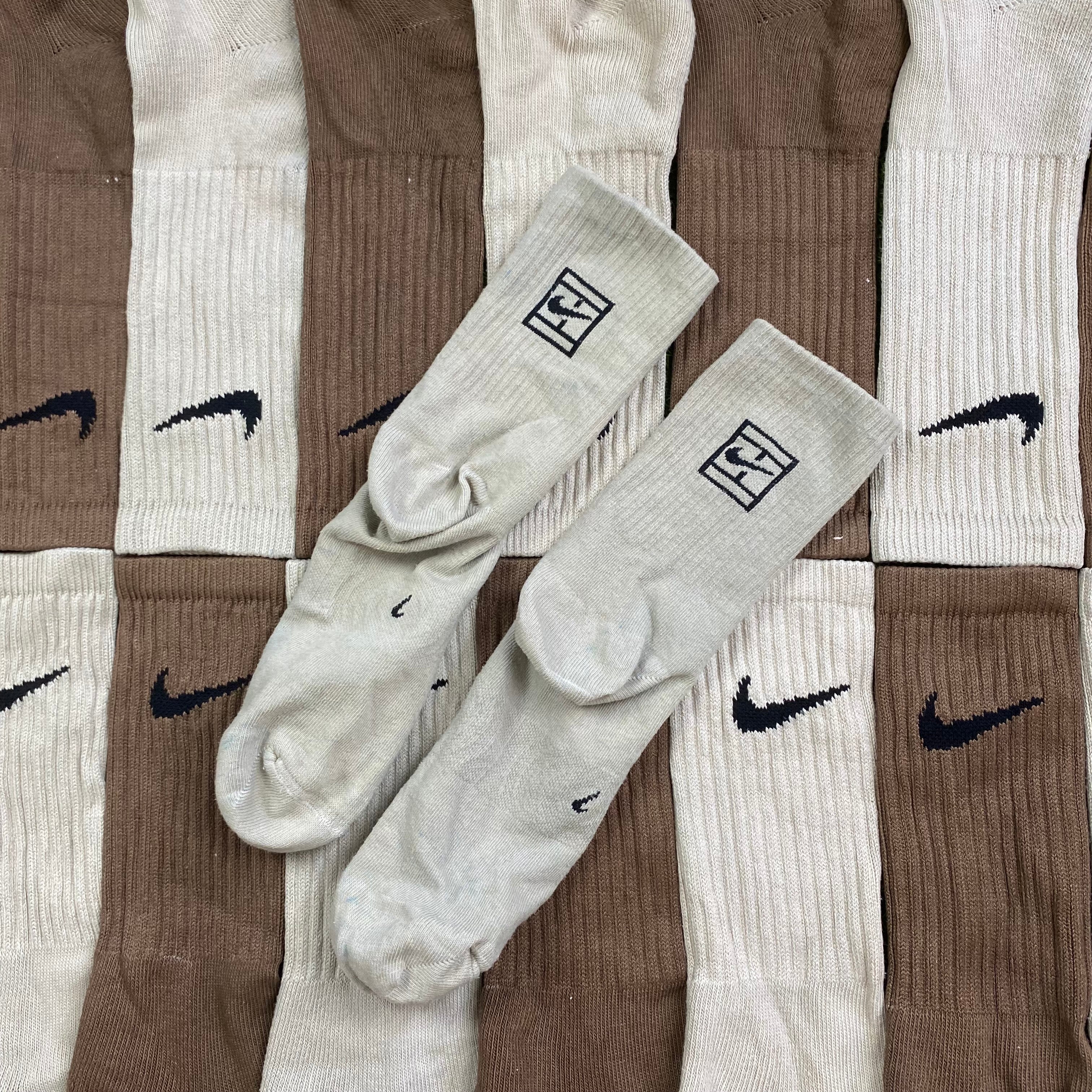 Vintage Nike Challenge Court Socks Tan Brown UK6 - 12