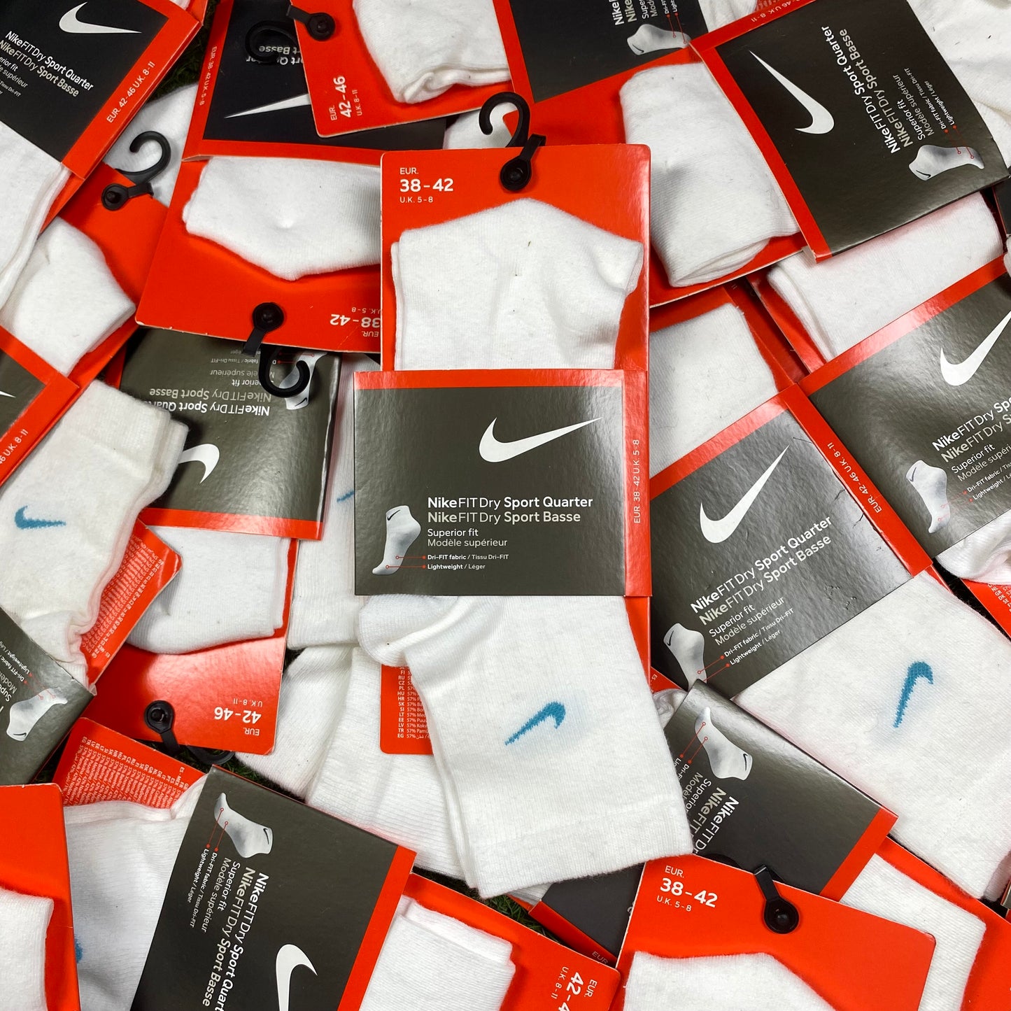 Vintage Nike Crew Fit Socks White UK6-12