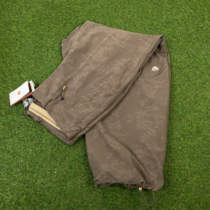 00s Nike ACG Cargo Trousers Joggers Brown XS