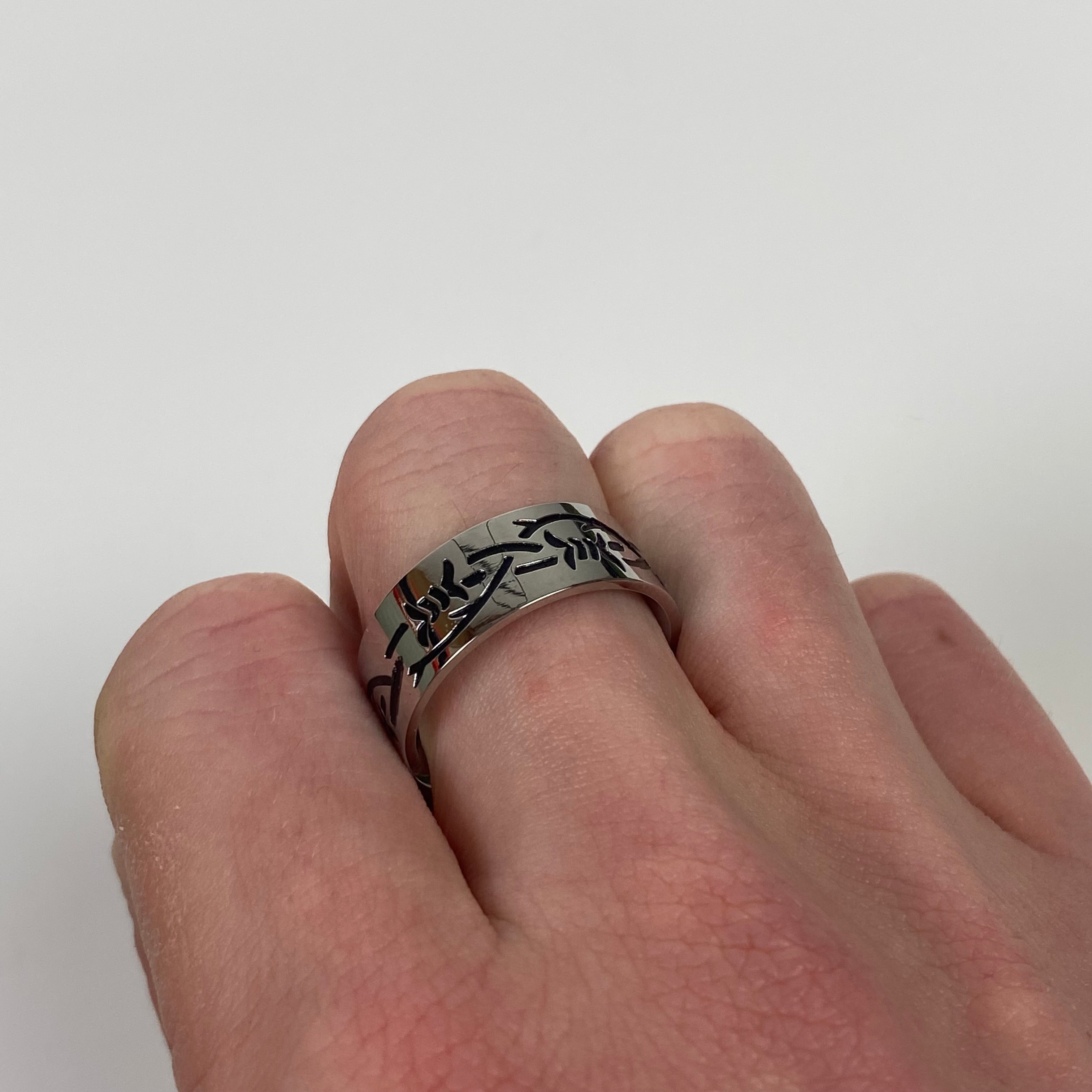 Retro Barbed Wire Ring Silver