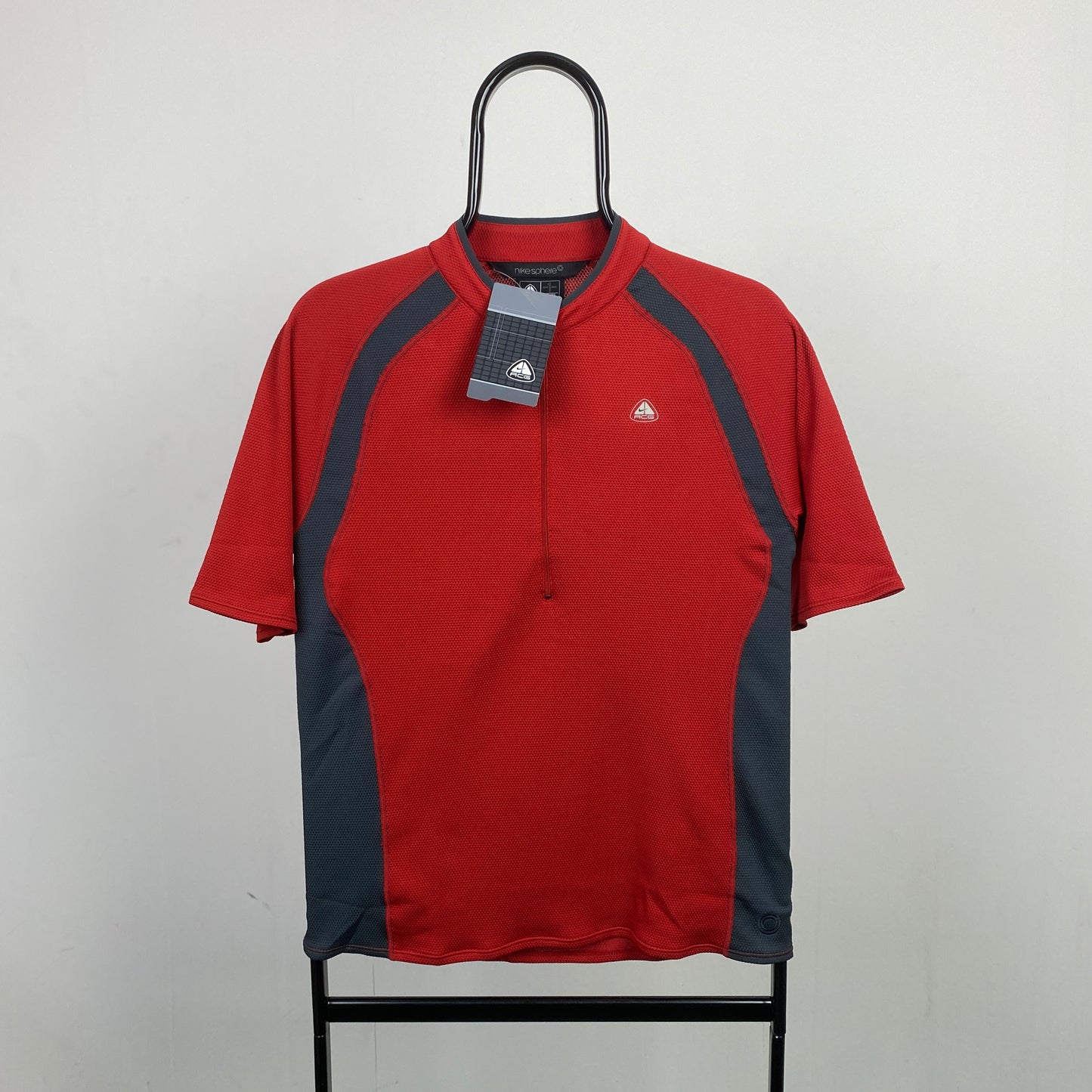 00s Nike ACG Base Layer T-Shirt Red Small