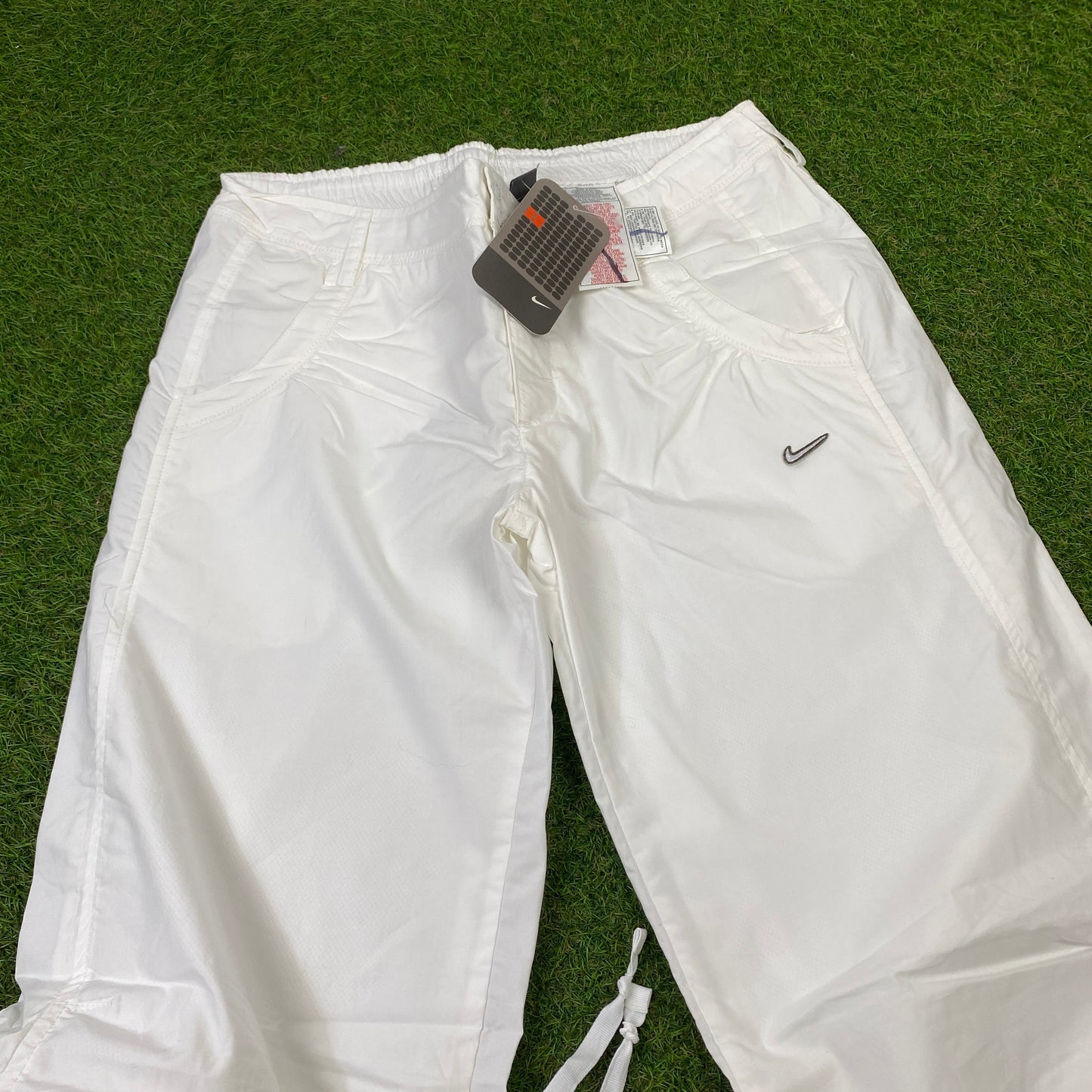 00s Nike Parachute Joggers White Large