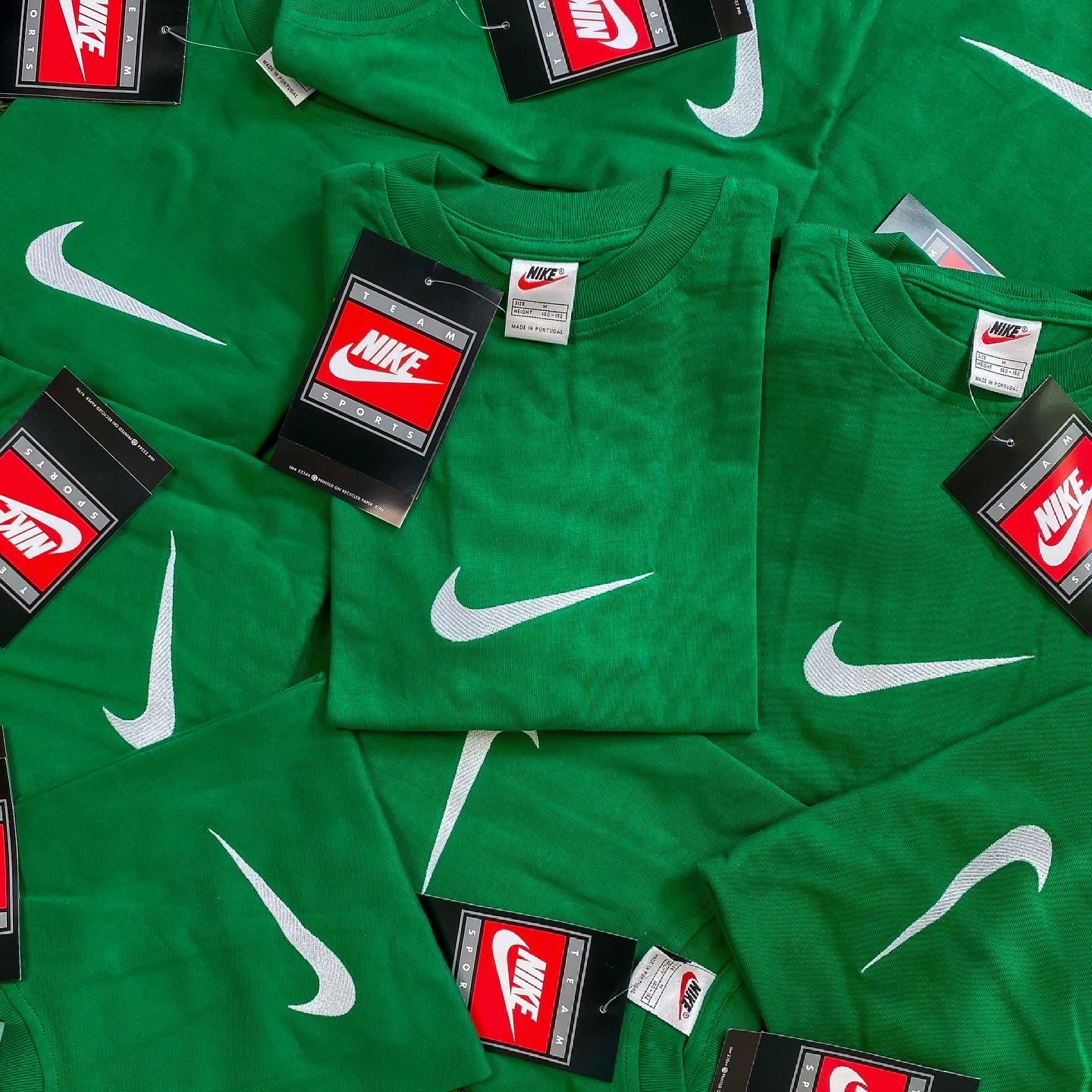 Nike Swoosh T-Shirt Green XS