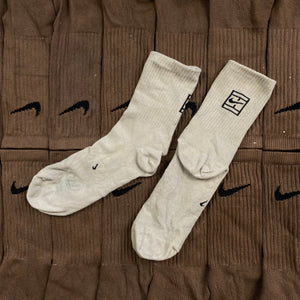 Vintage Nike Challenge Court Socks Tan Brown UK6 - 12
