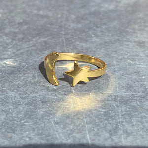 Adjustable Star & Moon Ring Gold