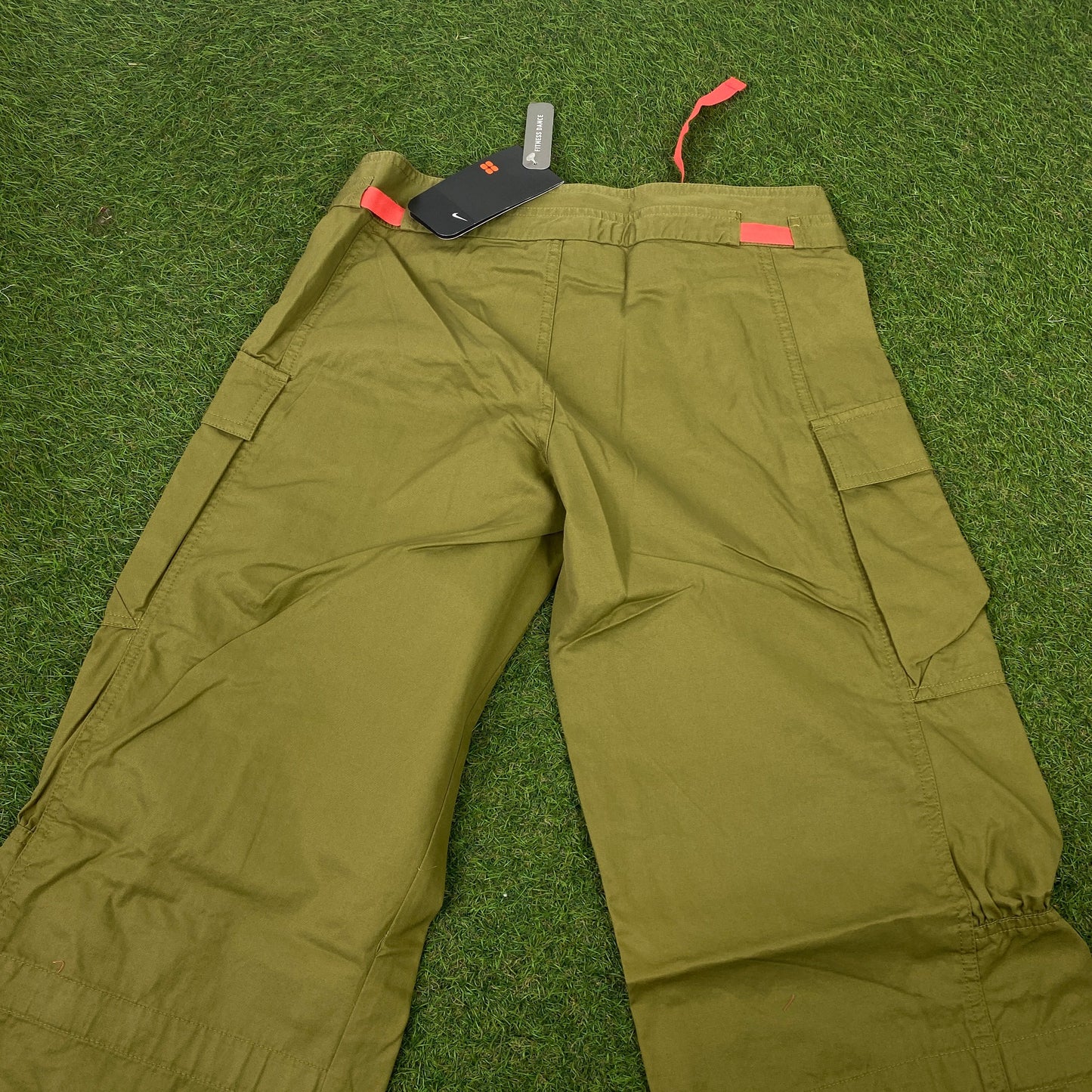 00s Nike Parachute Cargo Joggers Green Large