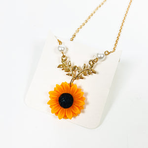 Vintage Retro Sunflower Necklace Chain Gold