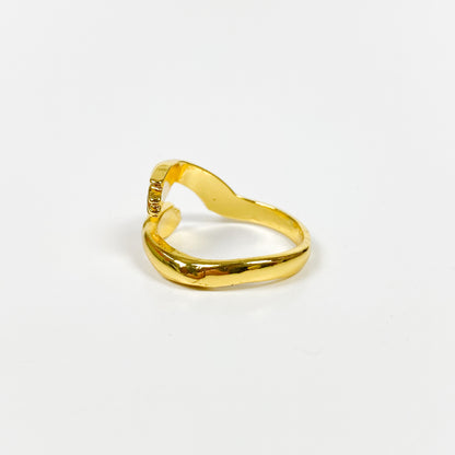 Adjustable Hug Ring Gold