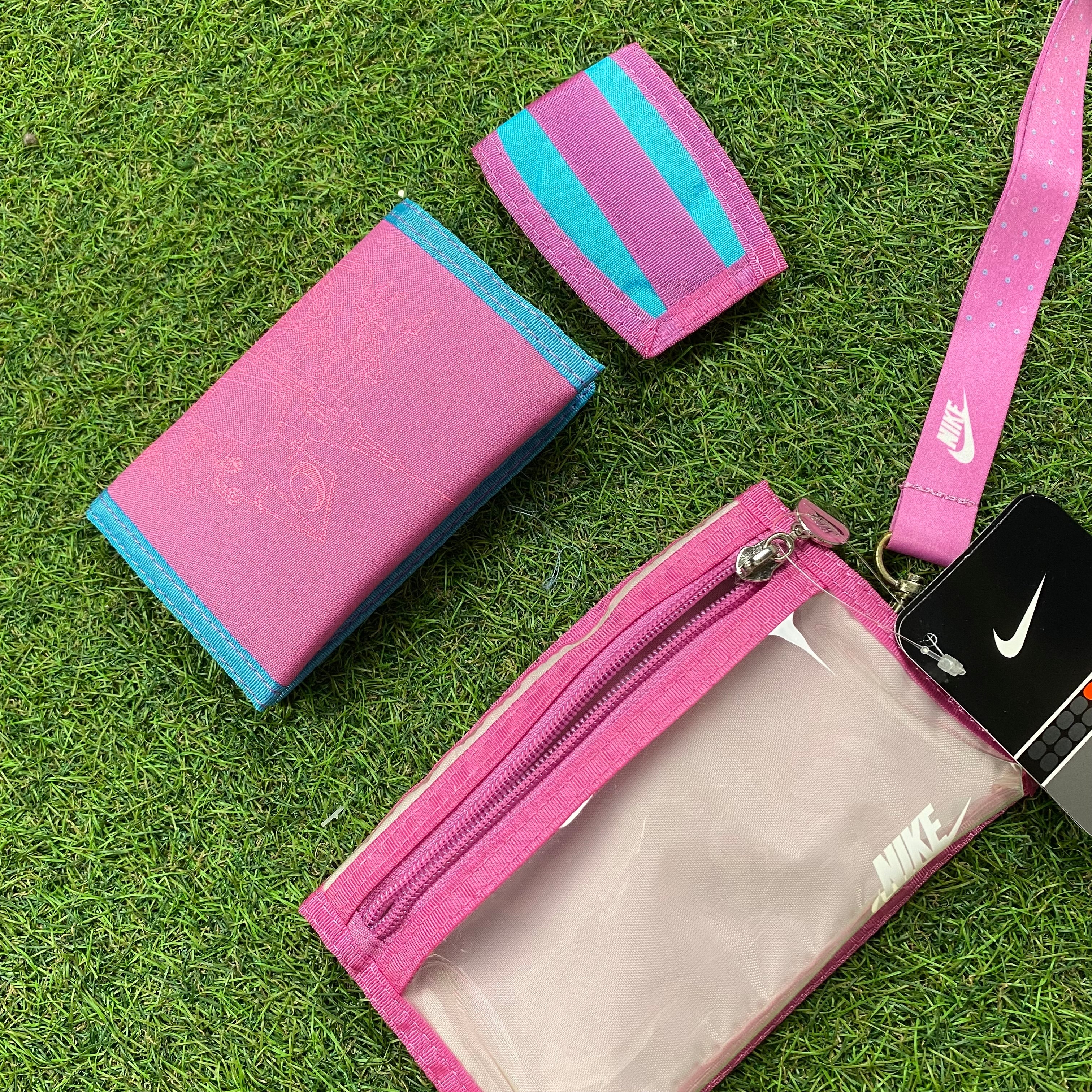 Vintage Nike Wallet And Lanyard Gift Set Pink