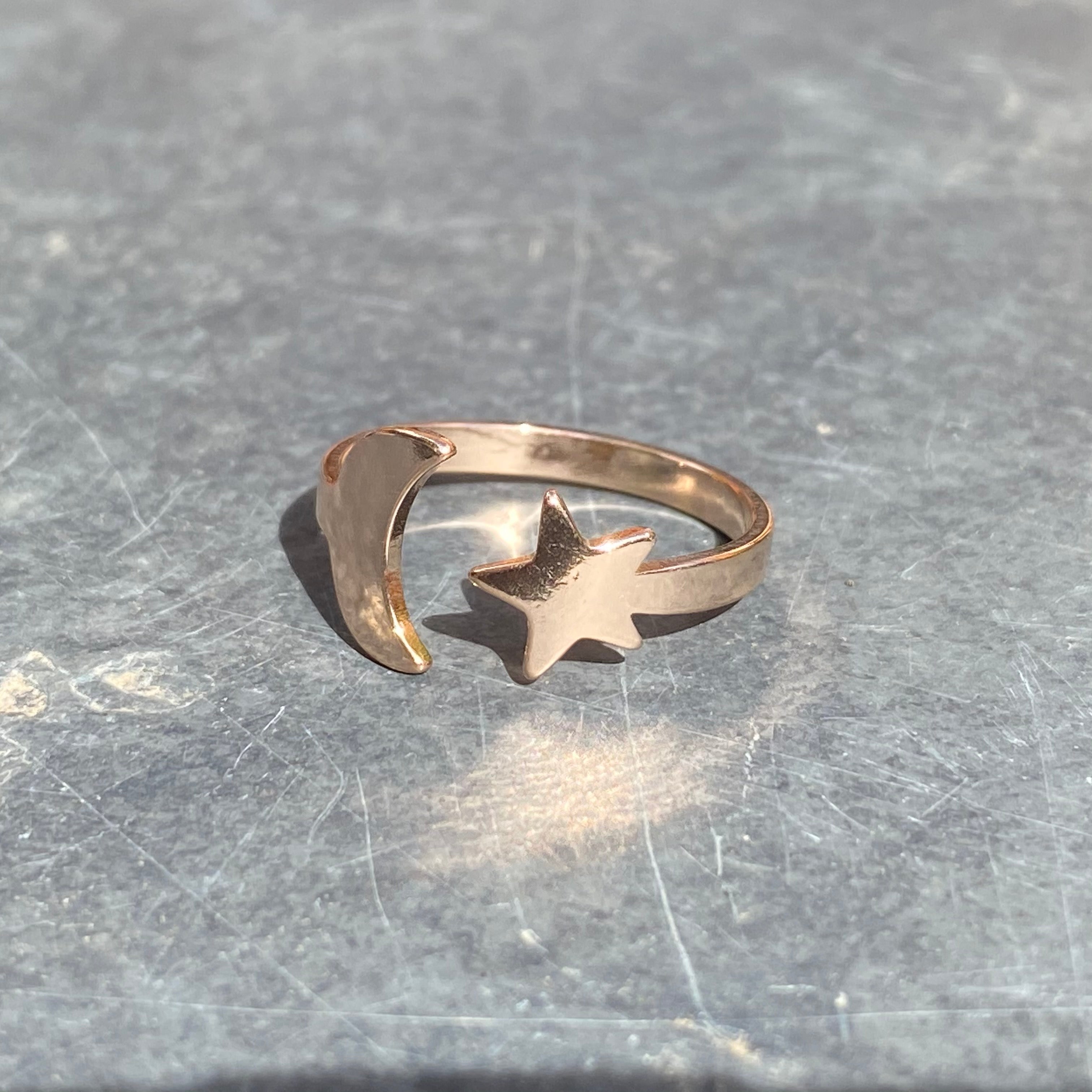 Adjustable Star & Moon Ring Rose Gold