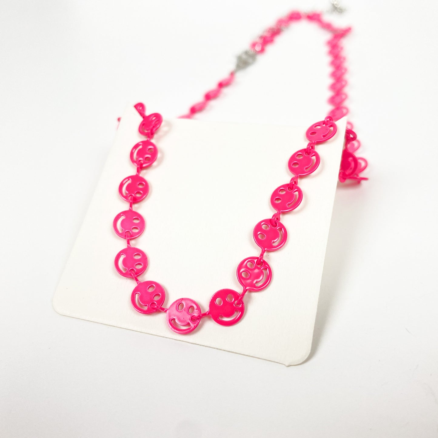 Vintage Retro Smiley Necklace Chain Pink