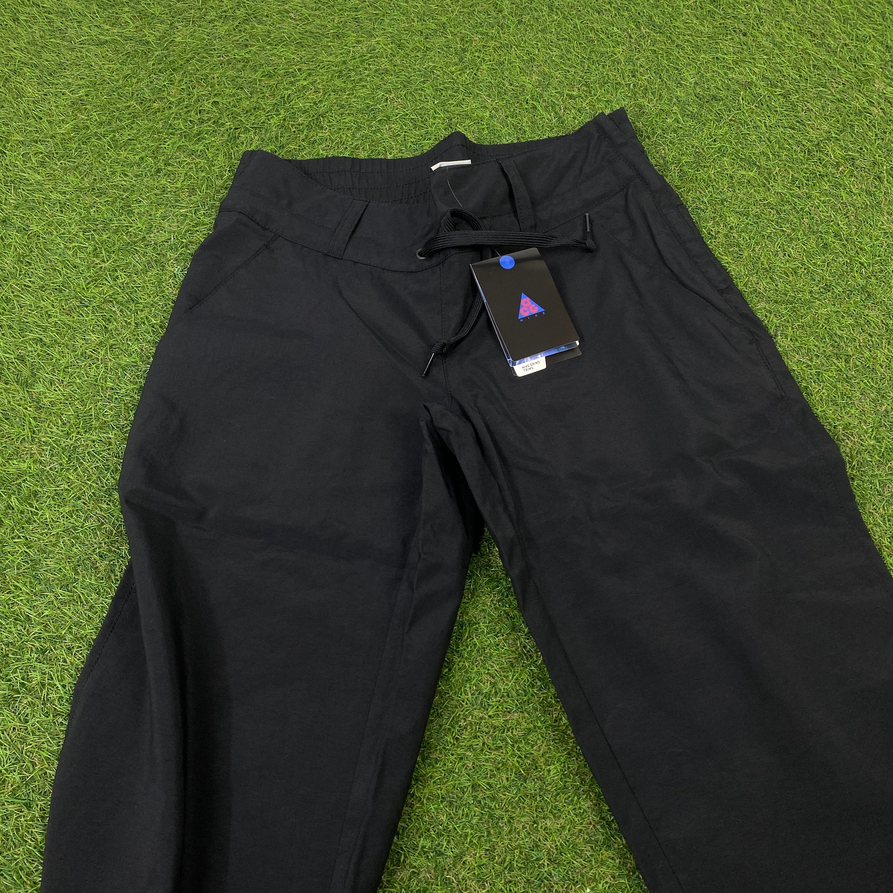 00s Nike ACG Cargo Trousers Joggers Black Small