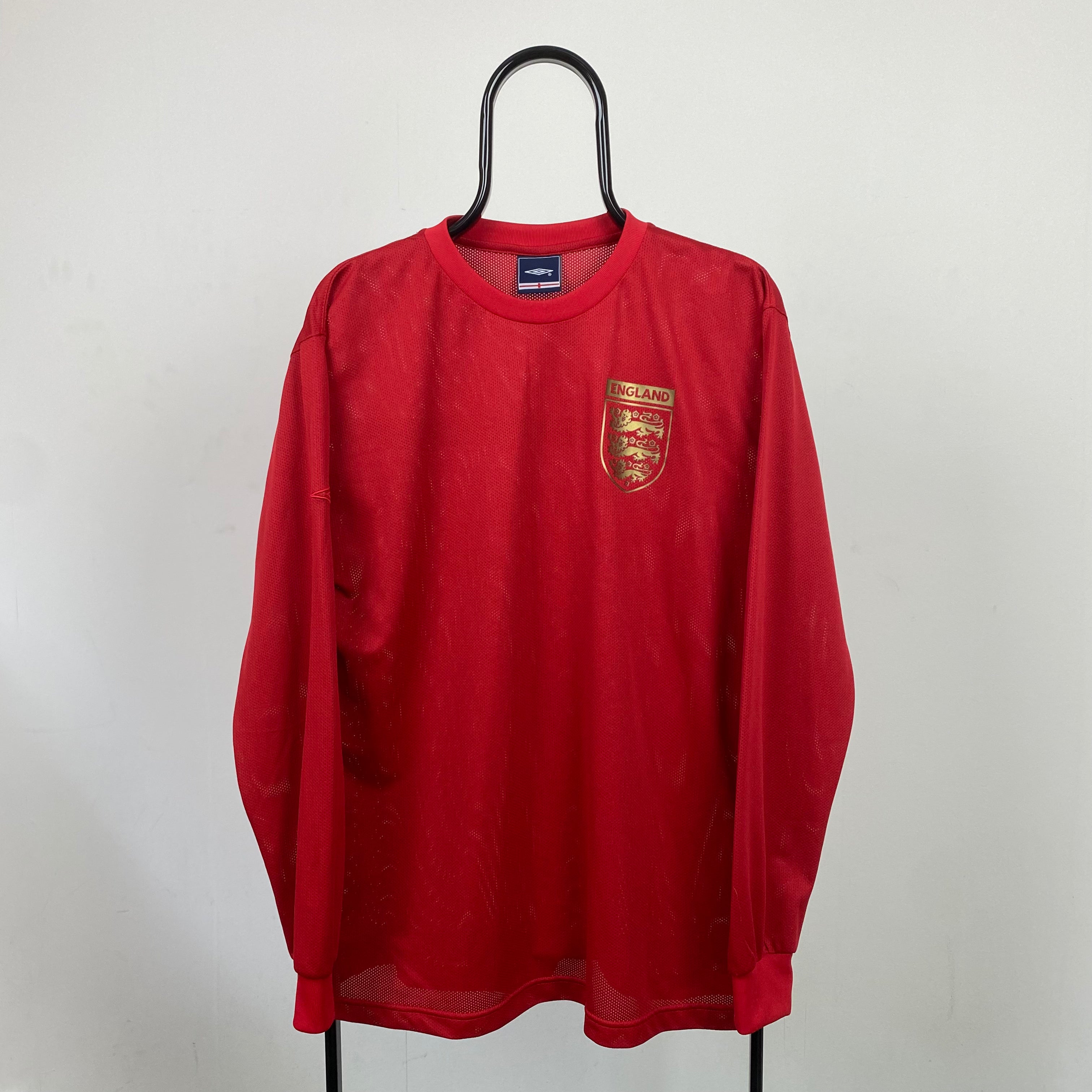 Red england football sales shirt long sleeve