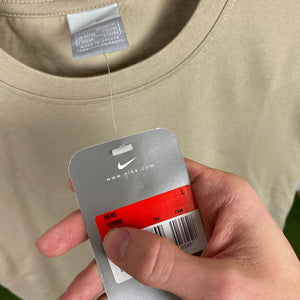 00s Nike T-Shirt Brown Large