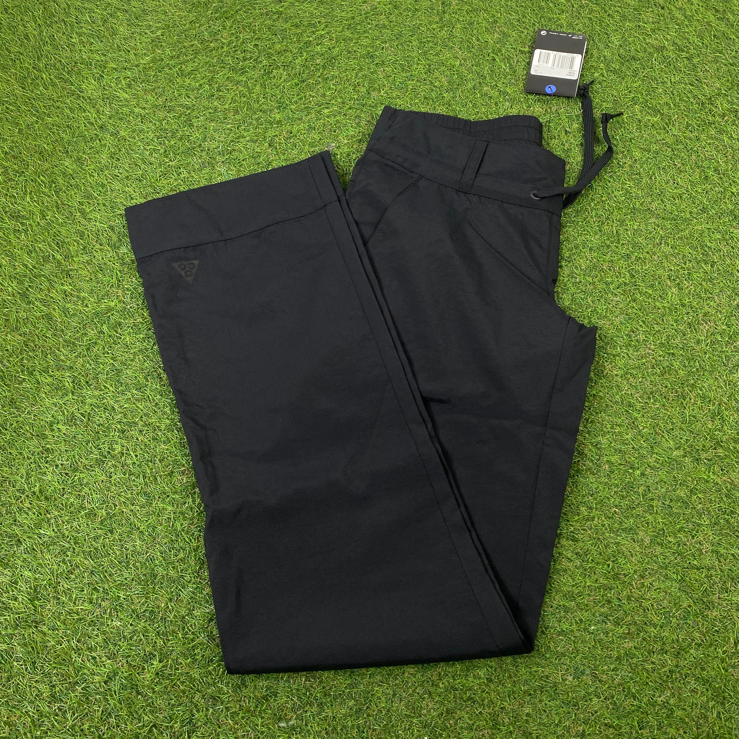 00s Nike ACG Cargo Trousers Joggers Black Small
